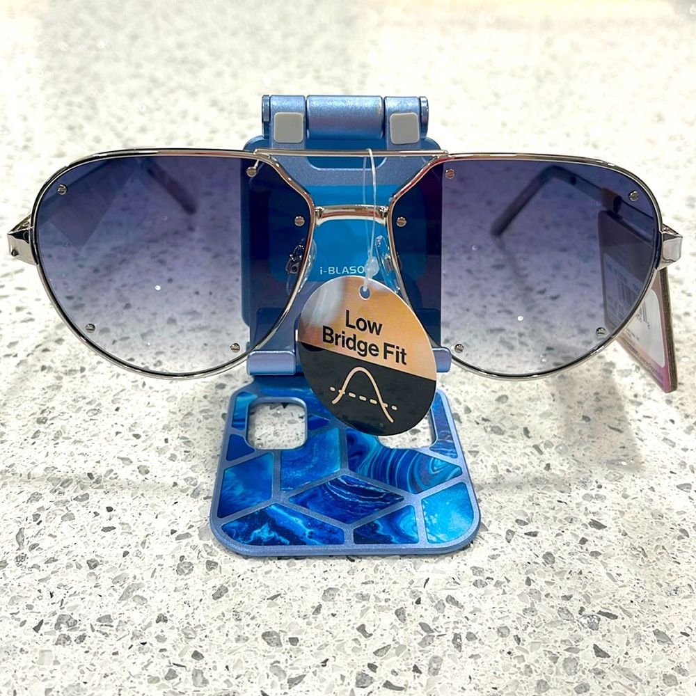 NWT FOSTER GRANT MENS AVIATOR STYLES FOR Y.O.U. SILVER WIRE RIMS SMOKEY LENS
